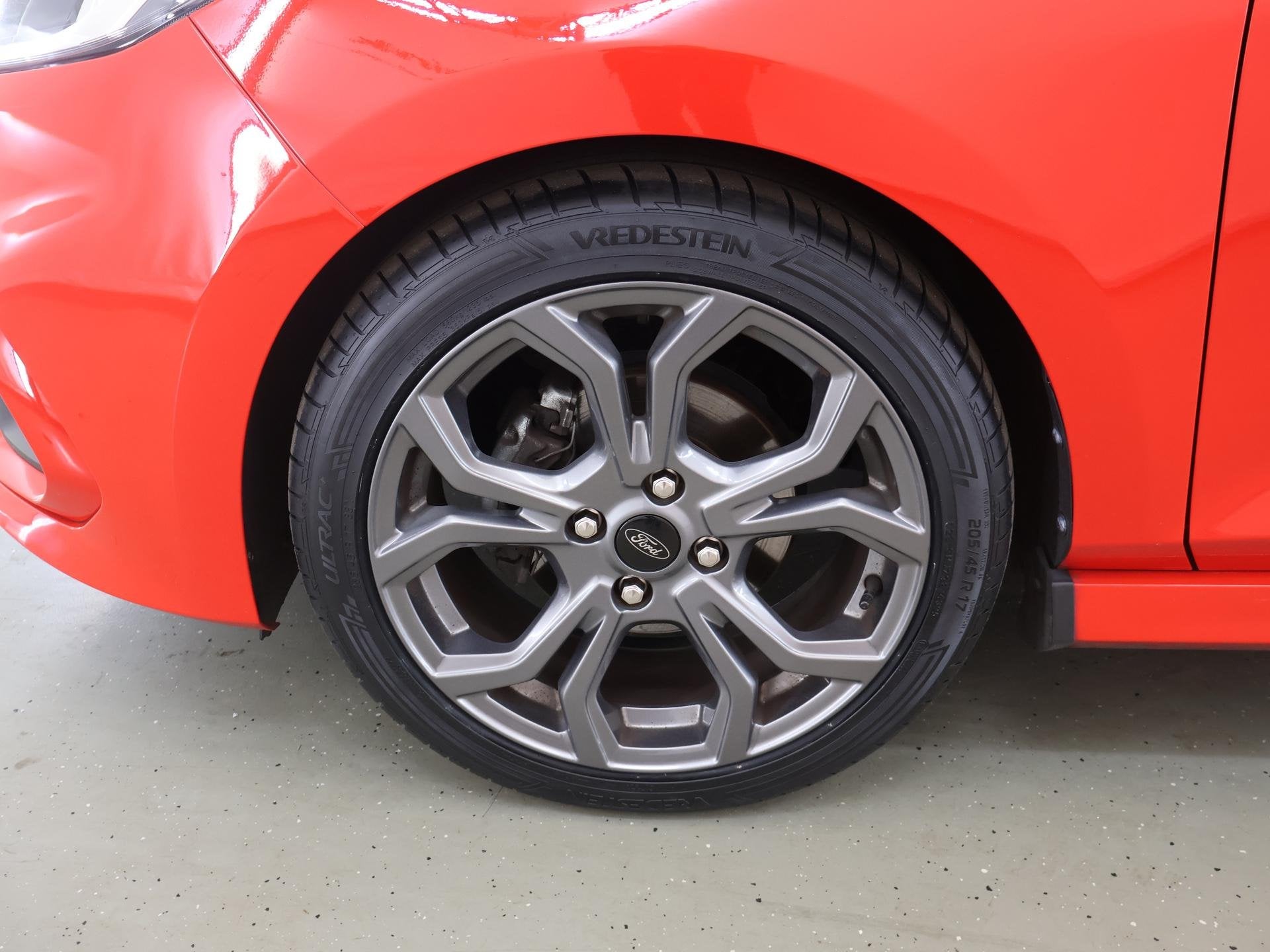 Foto 39 van Ford Fiesta 1.0 EcoBoost ST-Line | Navigatie | Climate Contr