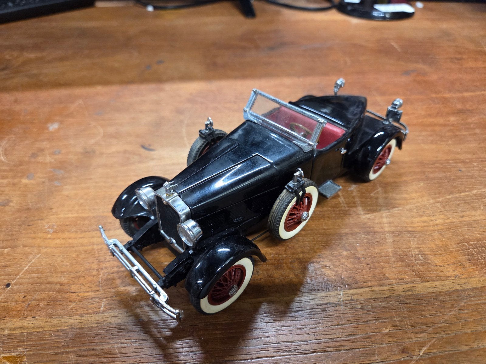 Stutz black hawk 1927 zwart schaal 1:24, Overige merken, Auto, ., Ophalen of Verzenden