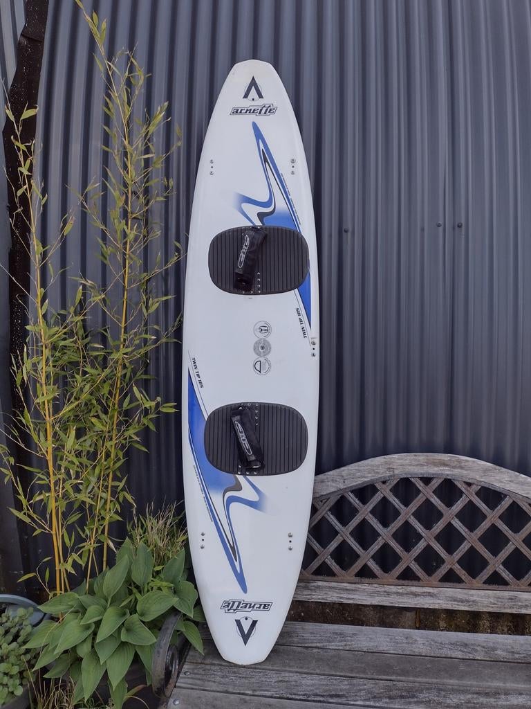 Oldskool kite board 185, Twintip, Ophalen, Zo goed als nieuw, 12 m²
