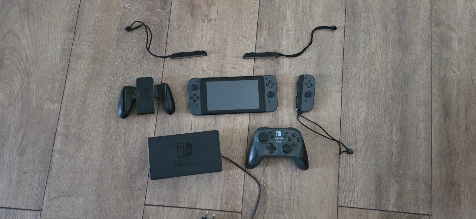 Nintendo Switch, Spelcomputers en Games, Ophalen, Zo goed als nieuw, Overige modellen, Met beschermhoes of tas