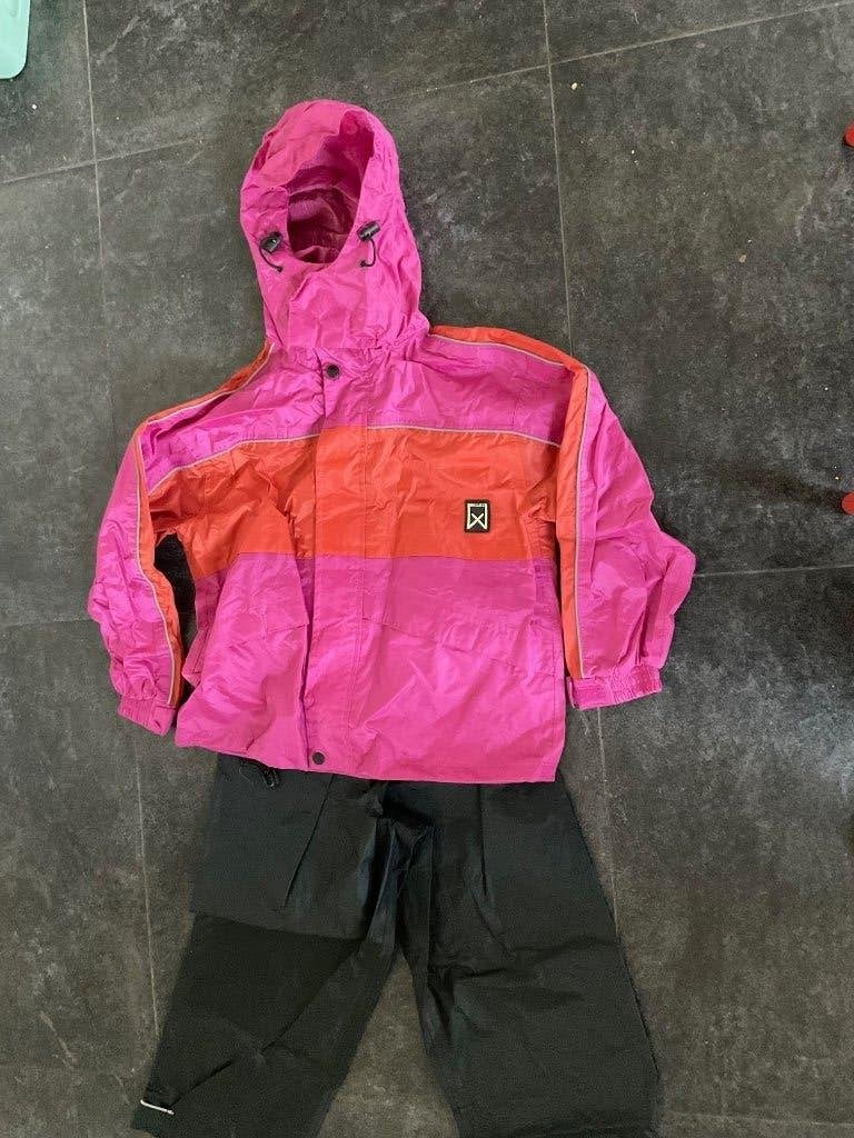 Regenpak mt 122/128 merk Willex Roze oranje jas, zwart broek, Ophalen of Verzenden, Zo goed als nieuw, Regenpak, Kinderen