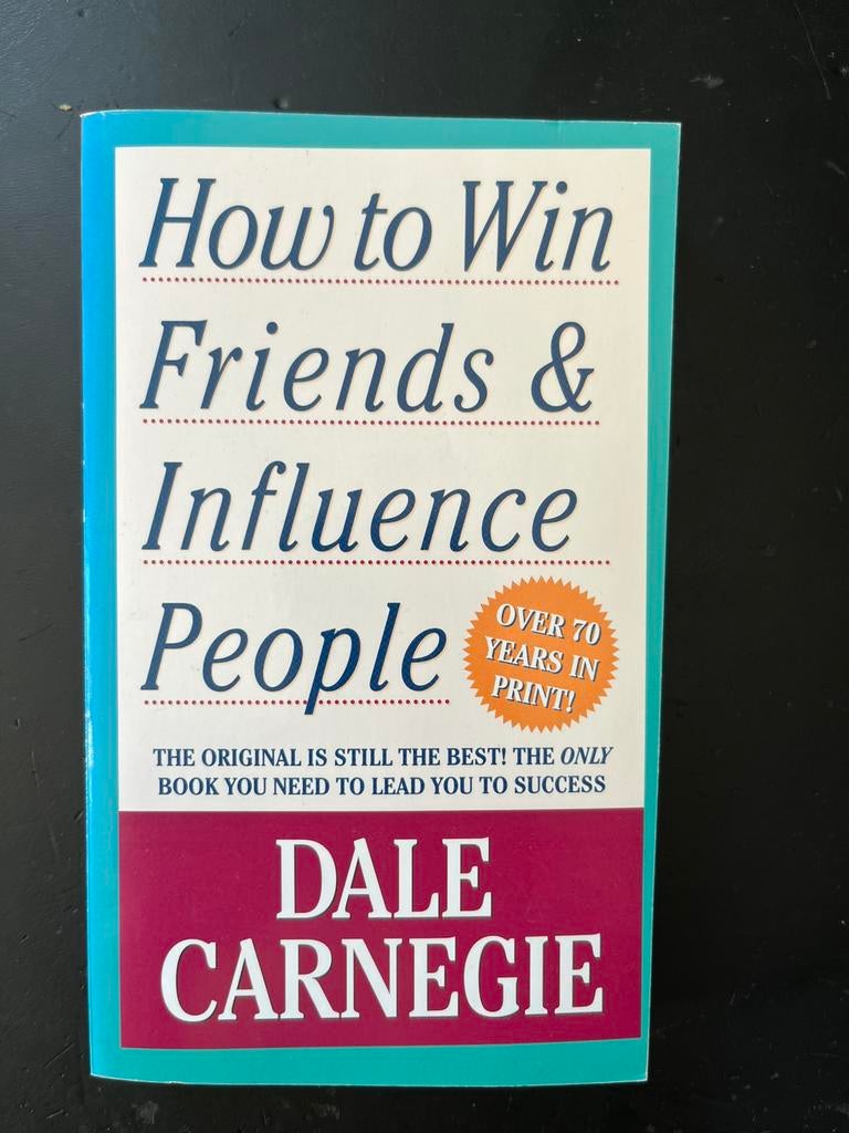 Dale Carnegie - How to win friends and influence people, Ophalen of Verzenden, Nieuw, Management