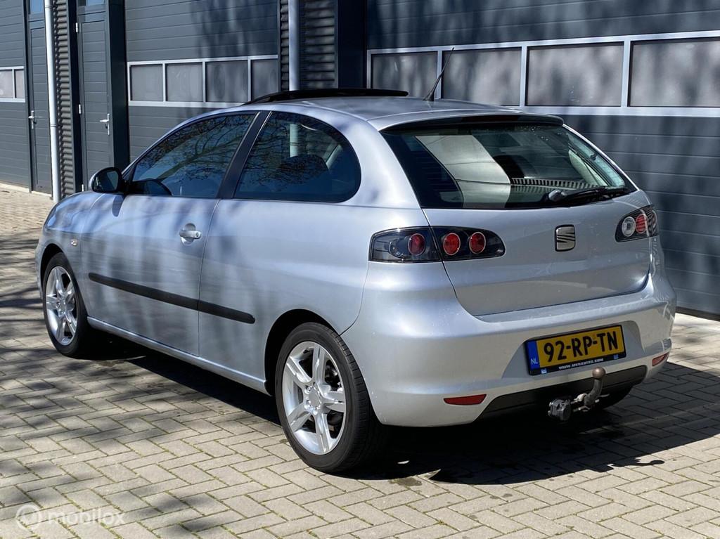 Seat Ibiza Sport | AIRCO | SCHUIFDAK | LEDER | NW APK | CRUI, Auto's, Voorwielaandrijving, Zwart, Ibiza, Origineel Nederlands