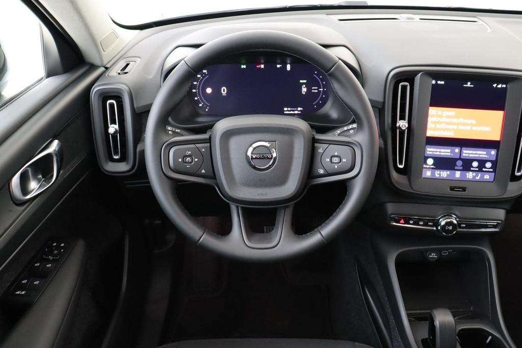 Volvo EX40 SINGLE MOTOR ESSENTIAL 70 kWh -CAMERA|CRUISE|DAB|, Auto's, Blauw, 420 min, SUV of Terreinwagen, EX40