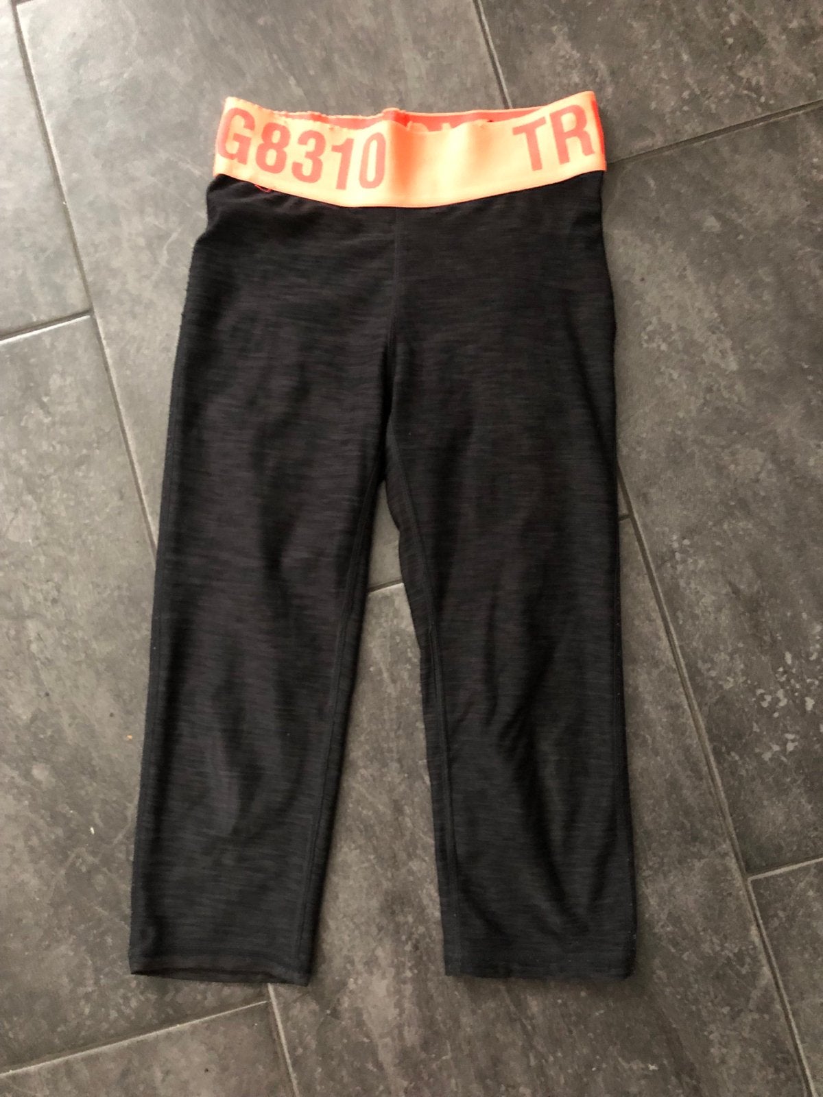 H&M Sportlegging Zwart met Oranje Band, Ophalen of Verzenden, Gebruikt, Meisje, Broek