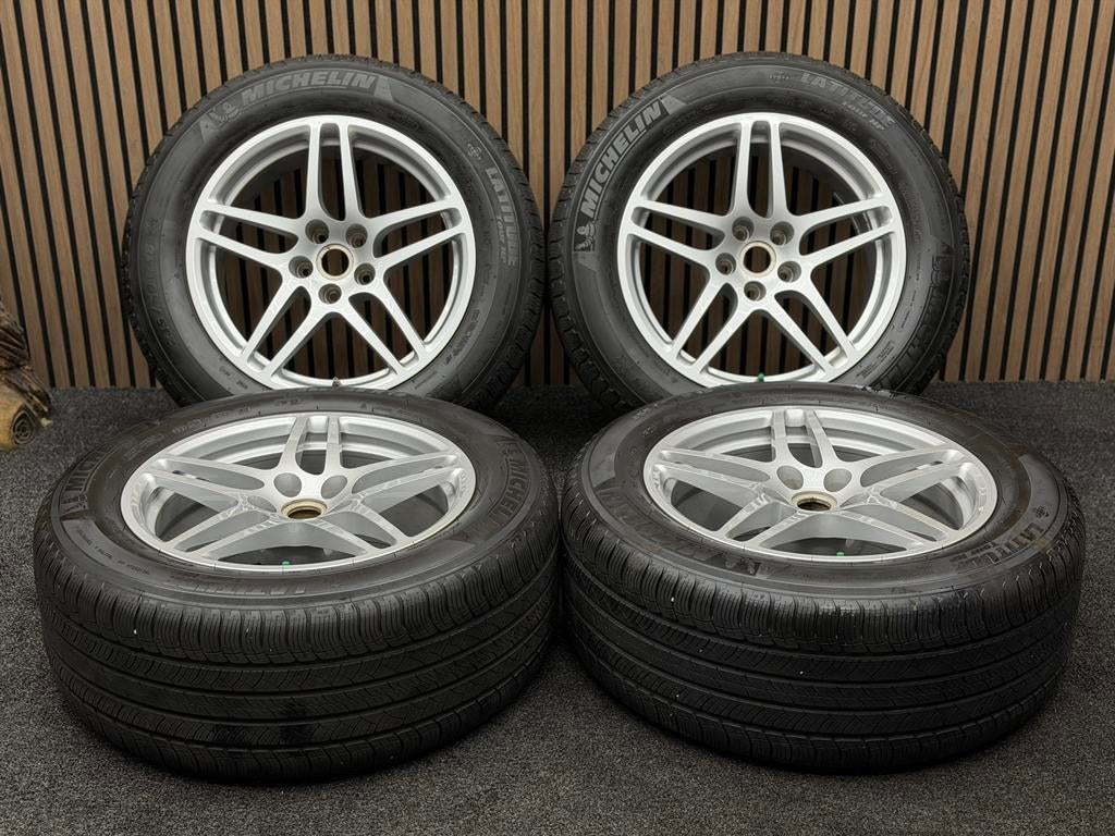 Originele 18 inch Porsche Macan 5x112 Breedset Michelin NO, Auto-onderdelen, Banden en Velgen, Ophalen, 18 inch, ., Banden en Velgen