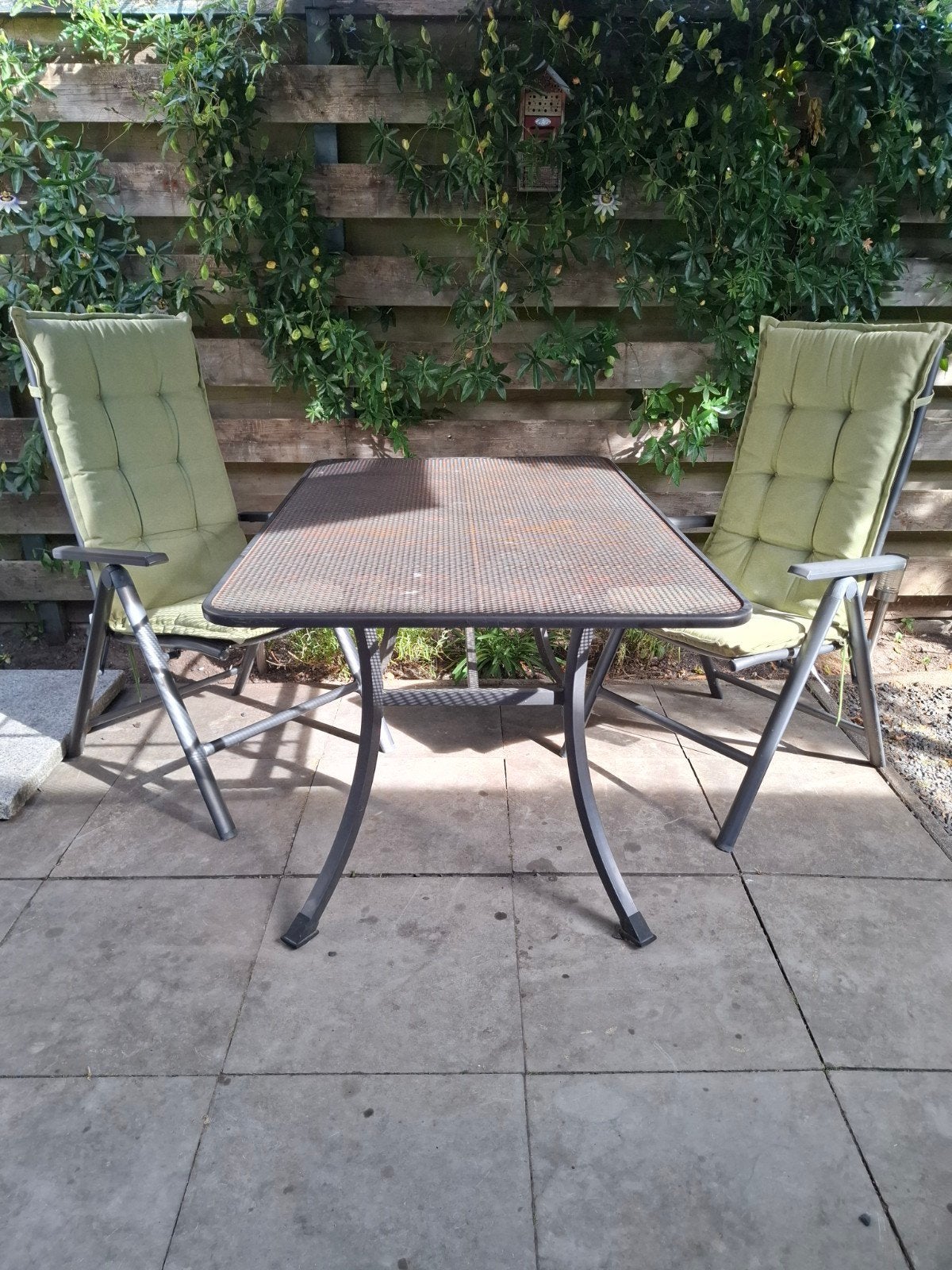 Livarno Home tuinset: 2 x standenstoelen en metalen tafel, Tuin en Terras, Overige materialen, Zo goed als nieuw, Tuinset, Eettafel