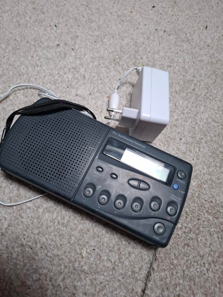 PLL Synthesized Receiver Radio - Draagbare Wereldontvanger, Ophalen of Verzenden, Gebruikt, Wereldontvanger