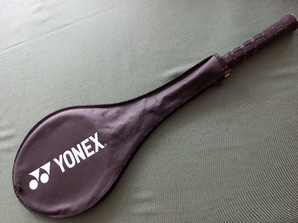 Badmintonracket Yonex B600 muscle., Sport en Fitness, Ophalen of Verzenden, Zo goed als nieuw, Racket(s)