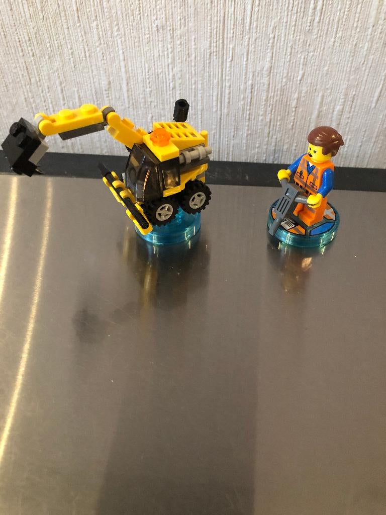Emmet movie LEGO dimensions (wiiU ps3 ps4 xbox), Avontuur en Actie, Ophalen of Verzenden, Zo goed als nieuw, 3 spelers of meer