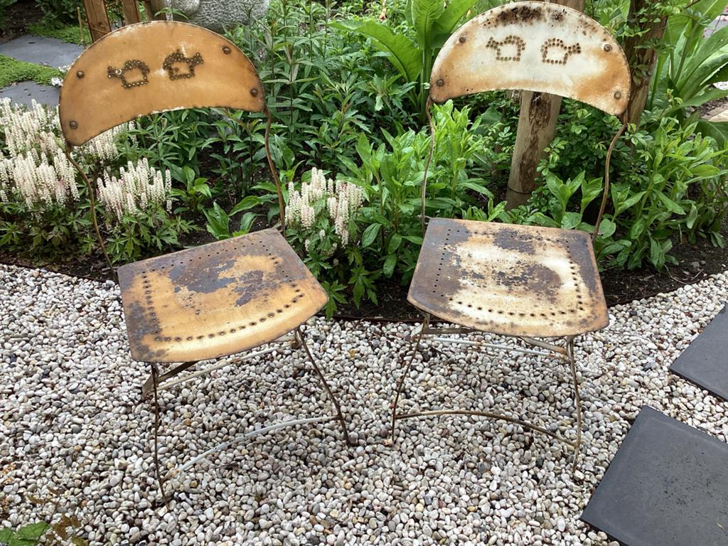 Set van 2 vintage metalen tuinstoelen met roestpatina, Ophalen, Gebruikt