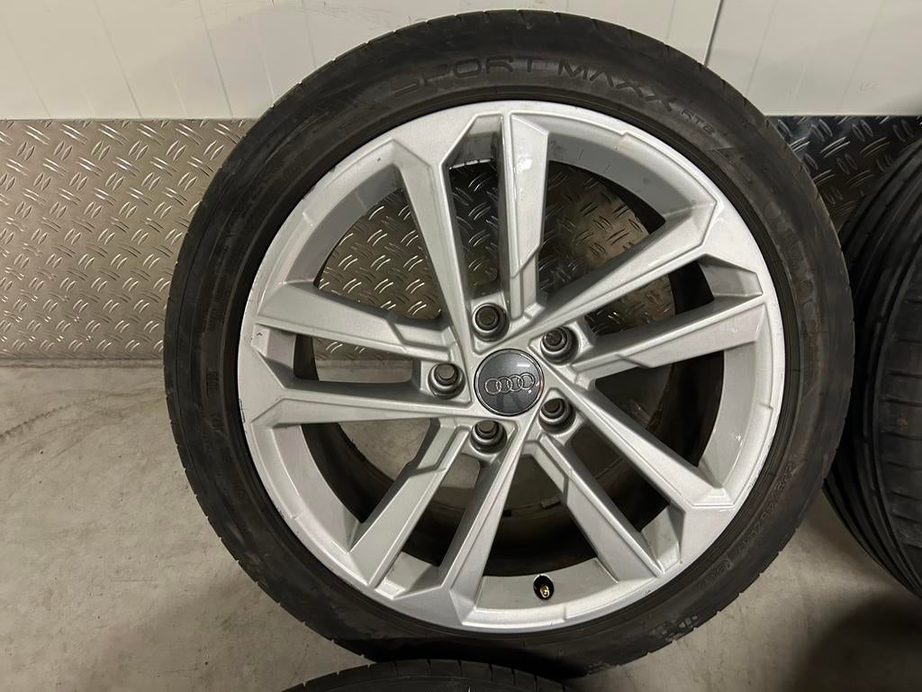 Audi A3 S3 8Y 8V 17 inch 5x112 zomer 2023/2025, Auto-onderdelen, Banden en Velgen, Ophalen, Audi, Gebruikt, Banden en Velgen