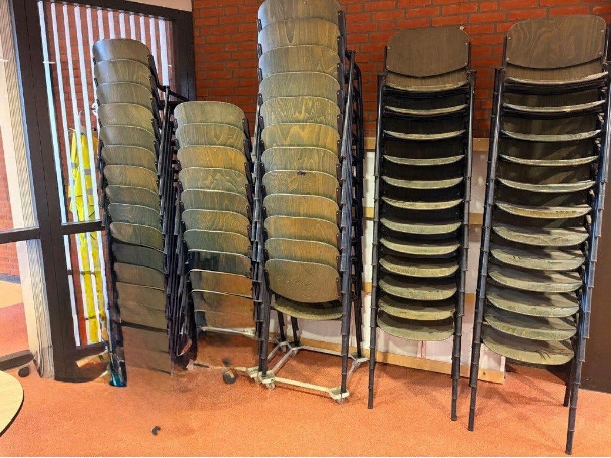 Stapelbare stoelen, Ophalen, Gebruikt, Zwart, Stof