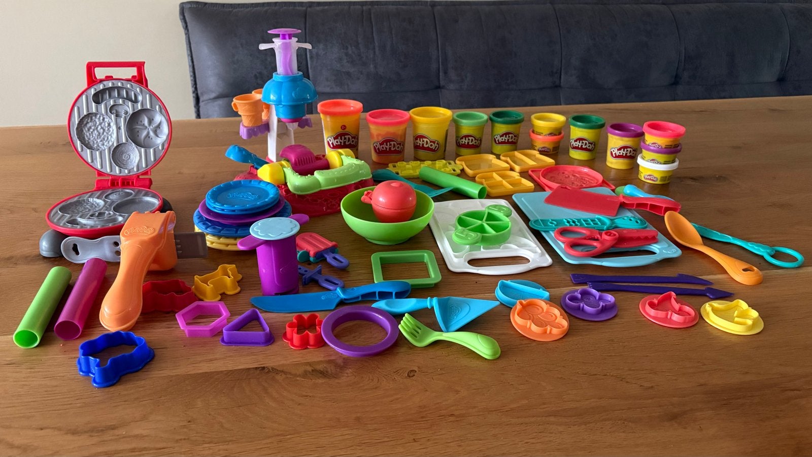 Grote Play-Doh set met veel accessoires en klei, Ophalen, Gebruikt, Knutselen