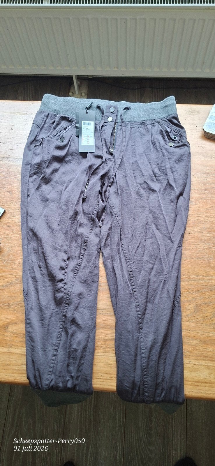 Superstar Glans Satijn Broek Maat 38, Kleding | Dames, Broeken en Pantalons, Maat 38/40 (M), Nieuw, Ophalen of Verzenden, Superstar