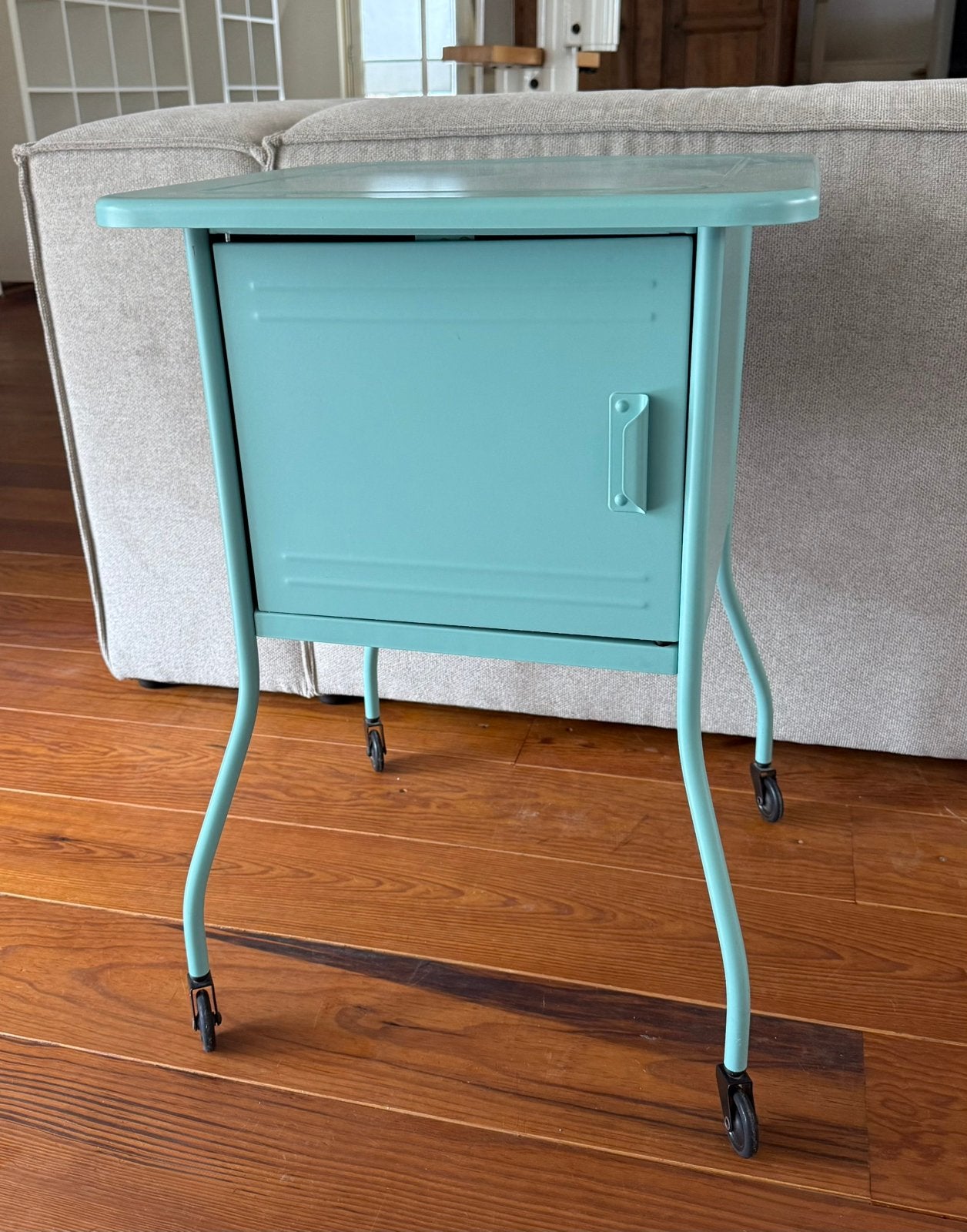 Vintage Ikea Vettre nachtkastje of bijzettafel, Huis en Inrichting, Slaapkamer | Nachtkastjes, Ophalen, Metaal of Aluminium, 55 tot 70 cm