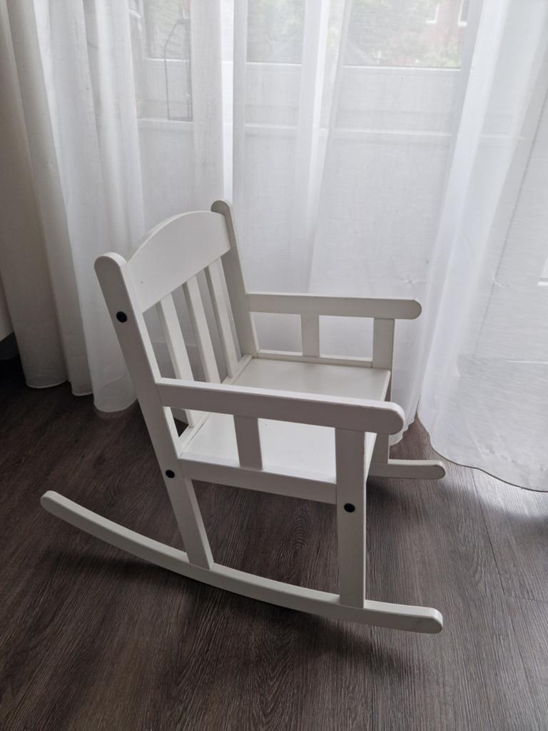 Ikea Sundvik witte schommelstoel kind, Kinderen en Baby's, Ophalen, Gebruikt, Stoel
