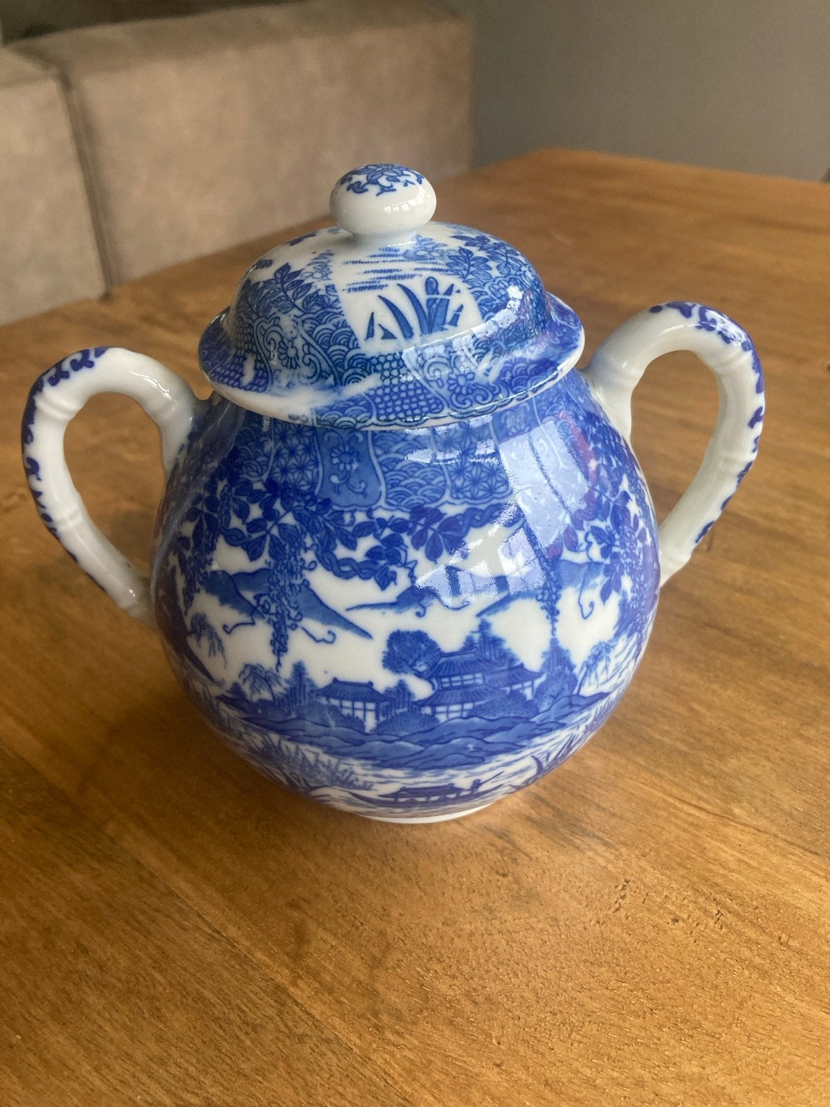 Prachtige Chinese suikerpot met blauw-wit decor, Antiek en Kunst, Ophalen of Verzenden
