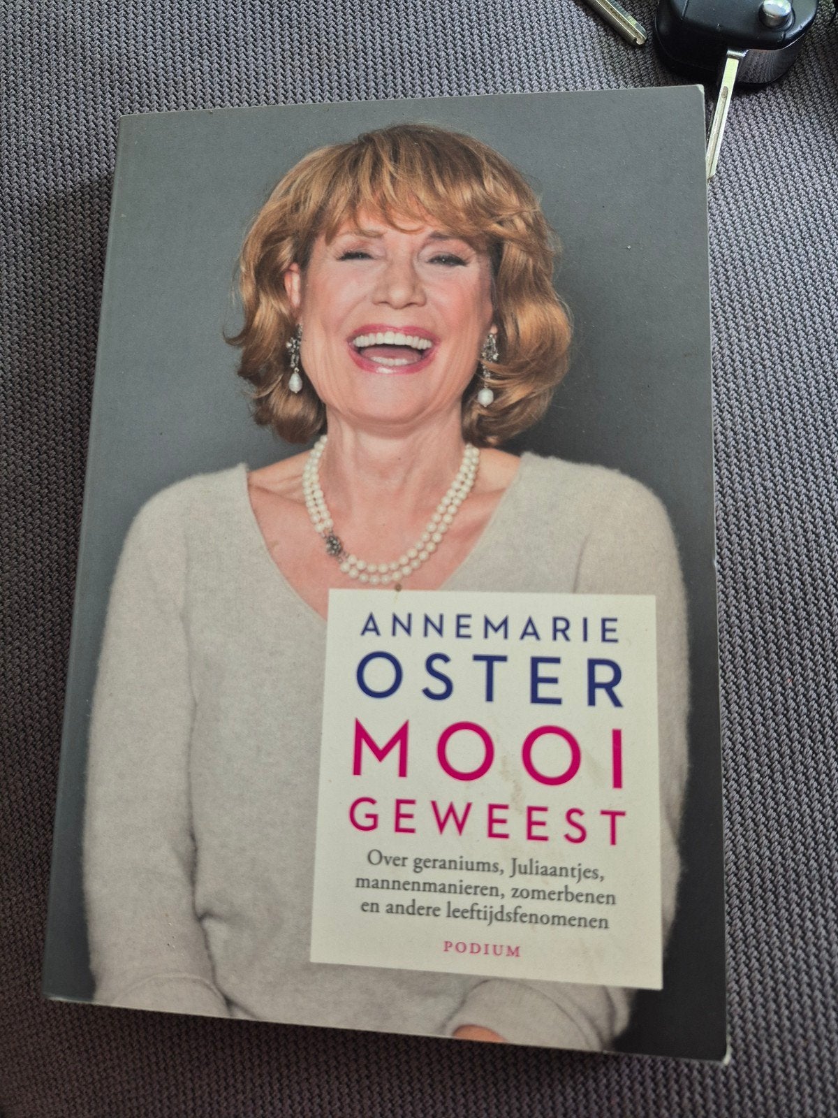 Annemarie Oster - Mooi Geweest (Boek), Ophalen of Verzenden, Gelezen, Annemarie Oster, Overige