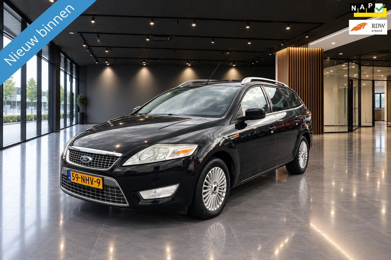 Ford Mondeo Wagon 2.0-16V LIMITED BJ010 AIRCO CRUISE, Auto's, Euro 5, Stof, Gebruikt, Mondeo