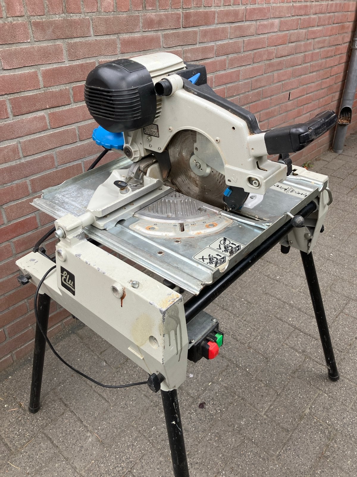 Robuuste ELU Afkortzaag/Cirkelzaag - Gebruikt, Doe-het-zelf en Verbouw, Ophalen, Gebruikt, 70 mm of meer, Afkortzaag