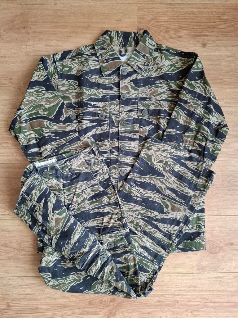 US Army Vietnam  Tigerstripe uniform, set, medium, Ophalen of Verzenden, Landmacht, Amerika, Embleem of Badge