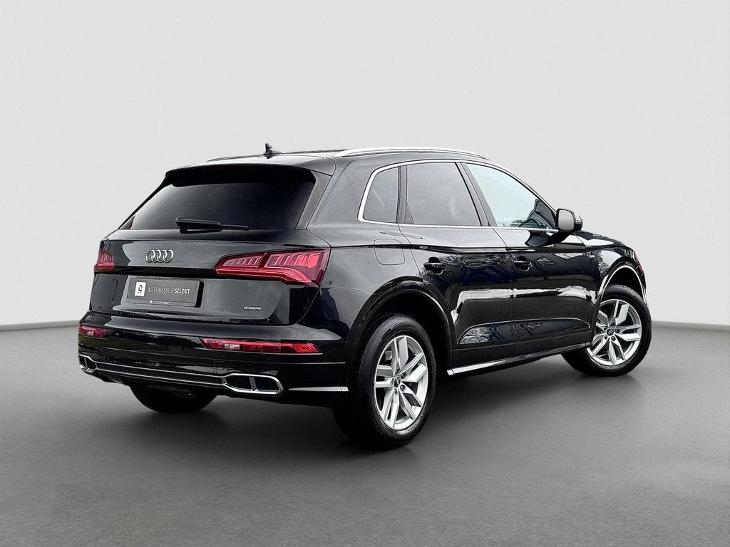 Audi Q5 55 TFSI e quattro S-line | Matrix | Dealer onderhoud, Auto's, Audi, Automaat, Huisgarantie, 4 cilinders, Zwart