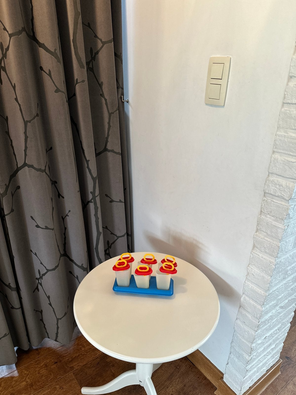 Tupperware ijslollyvormen ijsjes set 6 en een blauwe basis, Ophalen of Verzenden, Zo goed als nieuw, Overige typen
