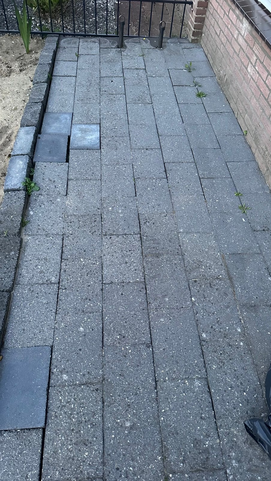 GRATIS betontegels / straatstenen – zelf uithalen & ophalen, Ophalen, Gebruikt, 5 tot 10 m², Beton