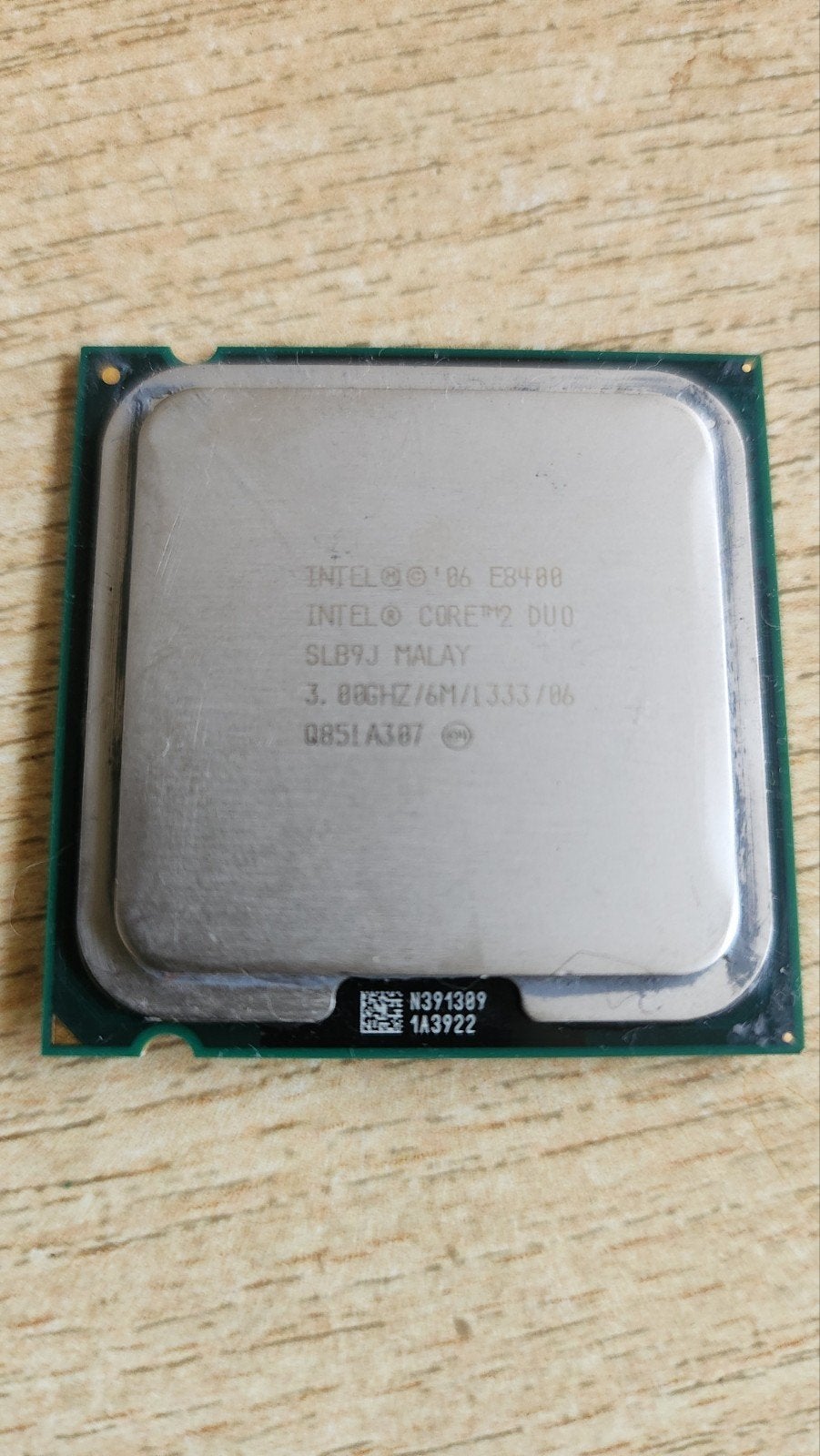 Intel Core 2 Duo E8400 Processor 3.00GHz/6M/1333, LGA775, Gebruikt, Intel Core 2 Duo E8400, 2-core