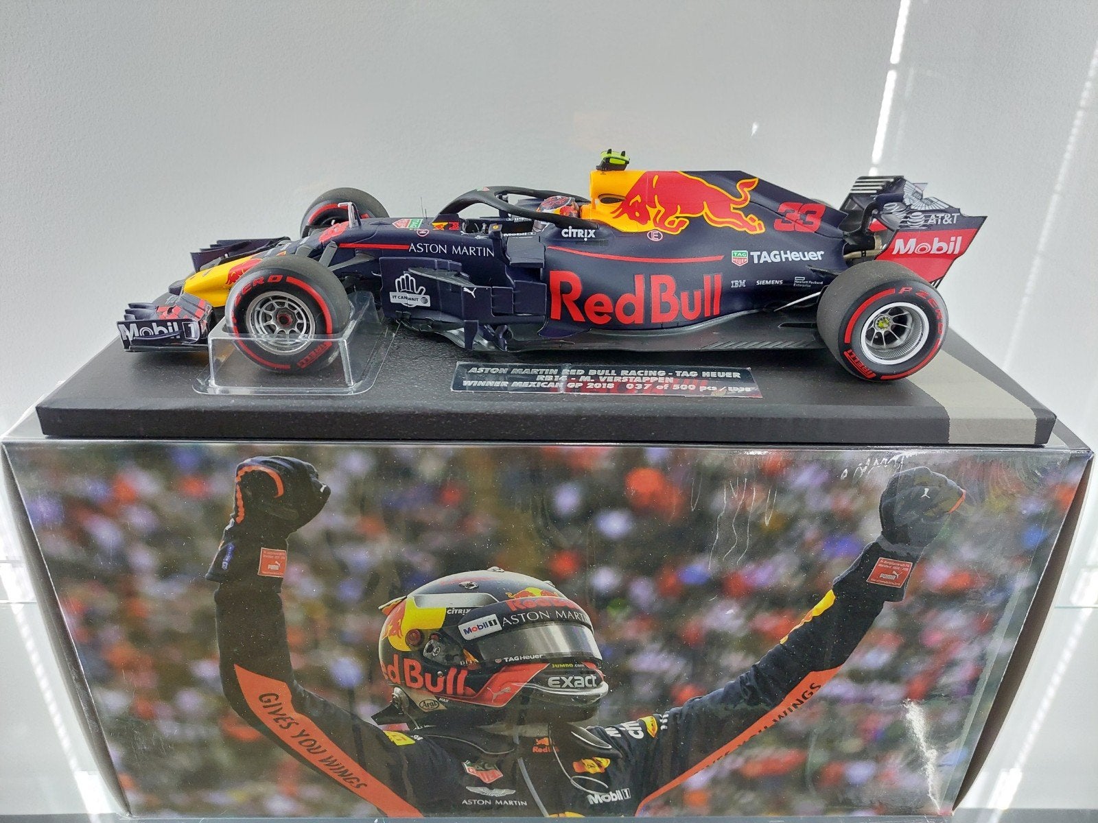 Red Bull RB14 Max Verstappen Mexican GP 2018 1/18, Ophalen, Zo goed als nieuw, MiniChamps