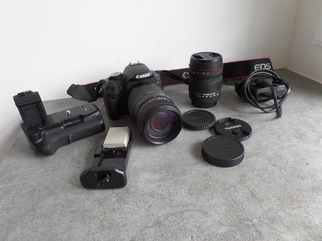 Canon 500D met een Sigma en Tamron lens, Gebruikt, Spiegelreflex, Canon, Ophalen of Verzenden