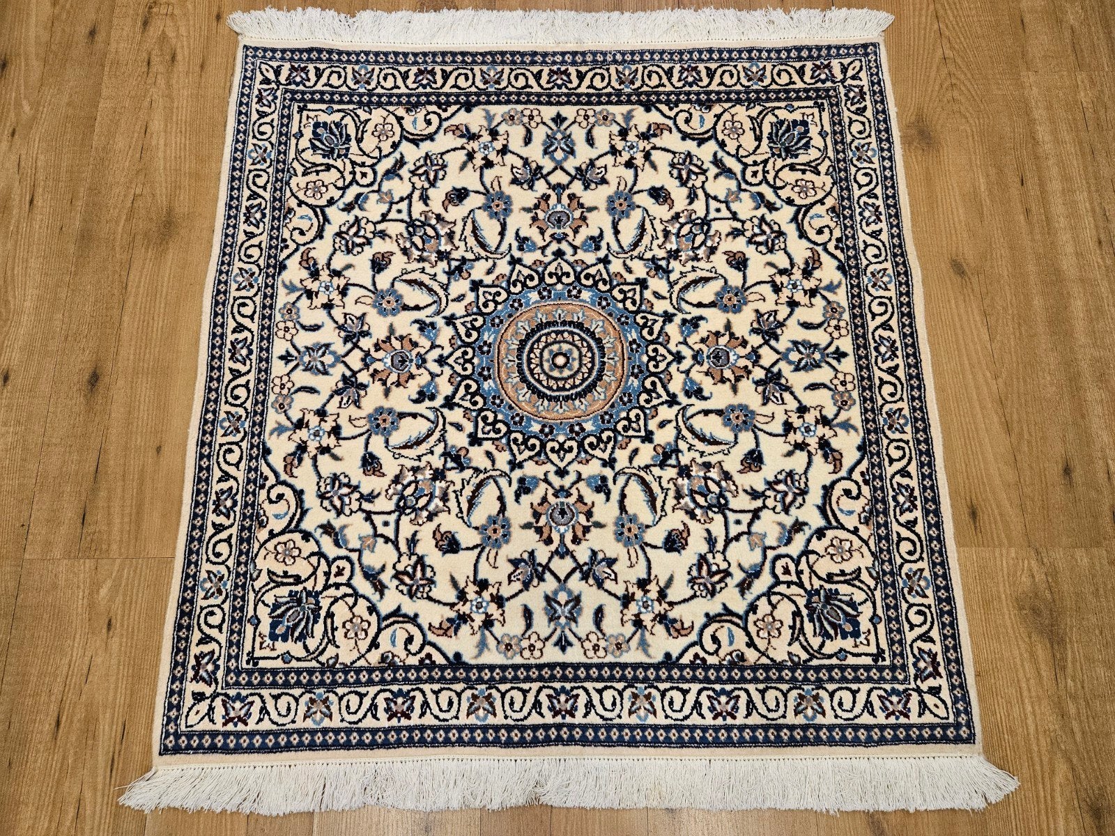 Vintage handgeknoopt perzisch tapijt nain 9la 110x97, Info@SlatsAntiek.nl, Tweedehands, Blauw, 100 tot 150 cm