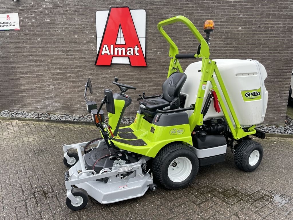 Grillo FD 900 4WD frontmaaier met hoogkiep, Tuin en Terras, Zitmaaiers, Nieuw, Grillo, 120 cm of meer