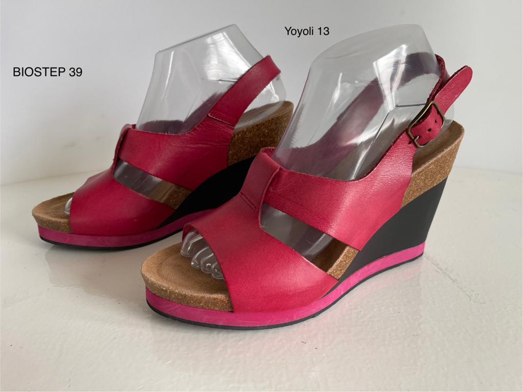 13) Biostep Rode Leren Sleehak Pumps Maat 39, Zo goed als nieuw, Rood, Sandalen of Muiltjes, Ophalen of Verzenden