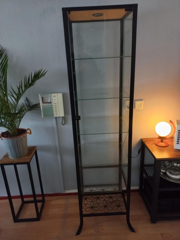 vitrinekast, Ophalen, 50 tot 100 cm, Zo goed als nieuw, 150 tot 200 cm