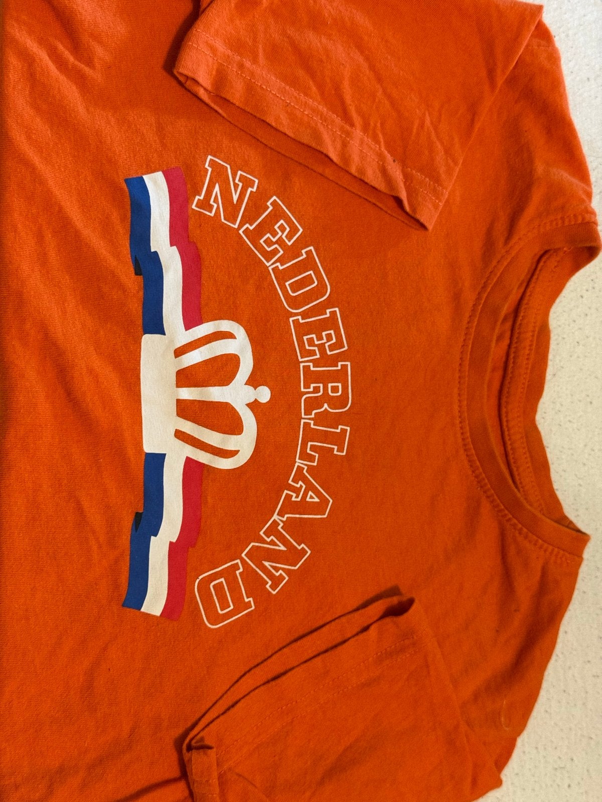 Oranje Nederland T-shirt - Maat 122 (6-7 jaar), Ophalen of Verzenden, Gebruikt, Jongen of Meisje, Shirt of Longsleeve
