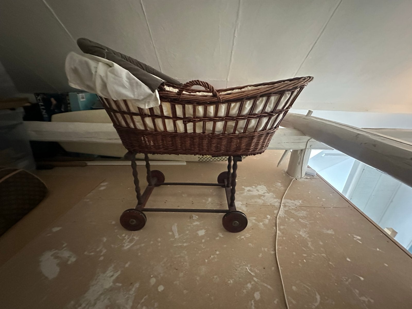 Vintage Brocante Wieg - Meer dan 50 jaar oud, Zonder schade, Ophalen, Gebruikt, Wieg