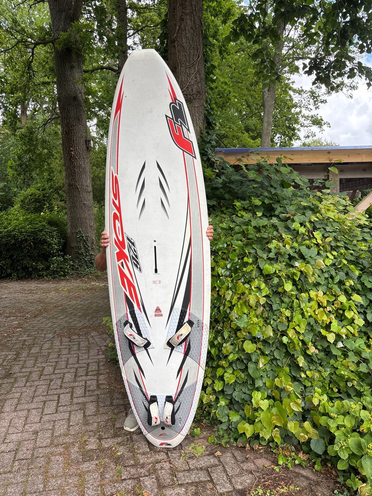 F2 Stoke 106 Windsurfplank - Gebruikt, Watersport en Boten, Ophalen, Met voetbanden, Gebruikt, Minder dan 250 cm