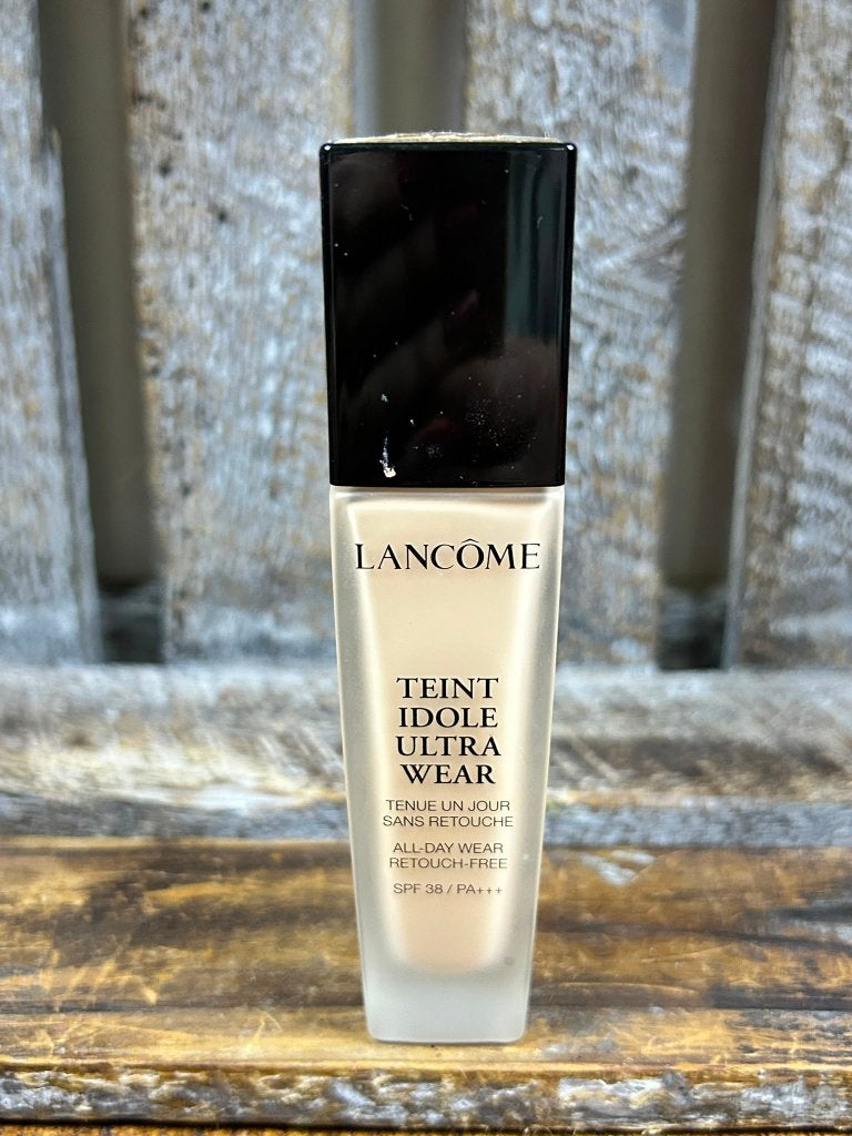 Lancome Teint Idole Ultra Wear Foundation 01, Gehele gezicht, Beige, Ophalen of Verzenden, Zo goed als nieuw