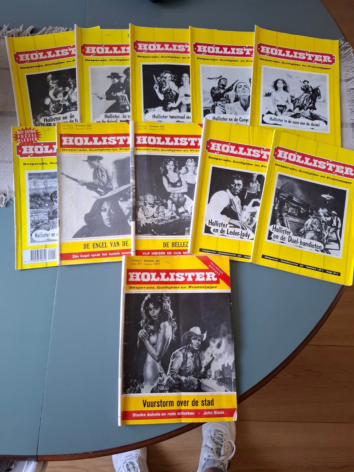 Hollister Western Strips - Diverse Nummers, Ophalen of Verzenden, Gelezen, John Slade, Nederland