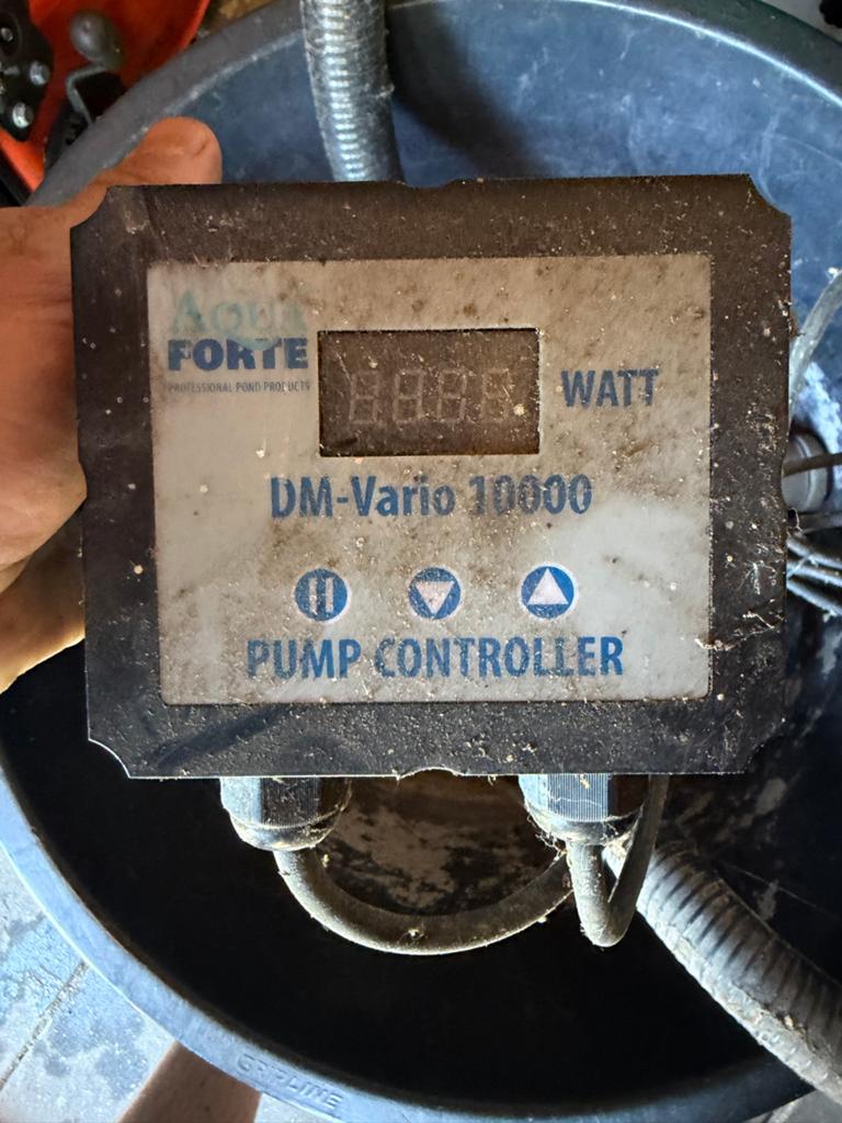 AquaForte DM-Vario 10000 vijverpomp met controller, Tuin en Terras, Ophalen, Gebruikt, Vijverpomp