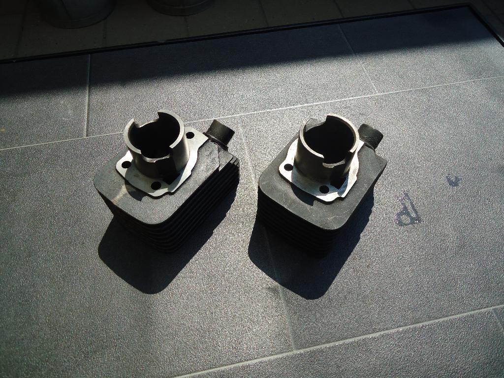 2 cilinders voor vespa citta ciao 38,2mm, Fietsen en Brommers, Brommeronderdelen | Oldtimers, Ophalen of Verzenden, Gebruikt, Cilinder