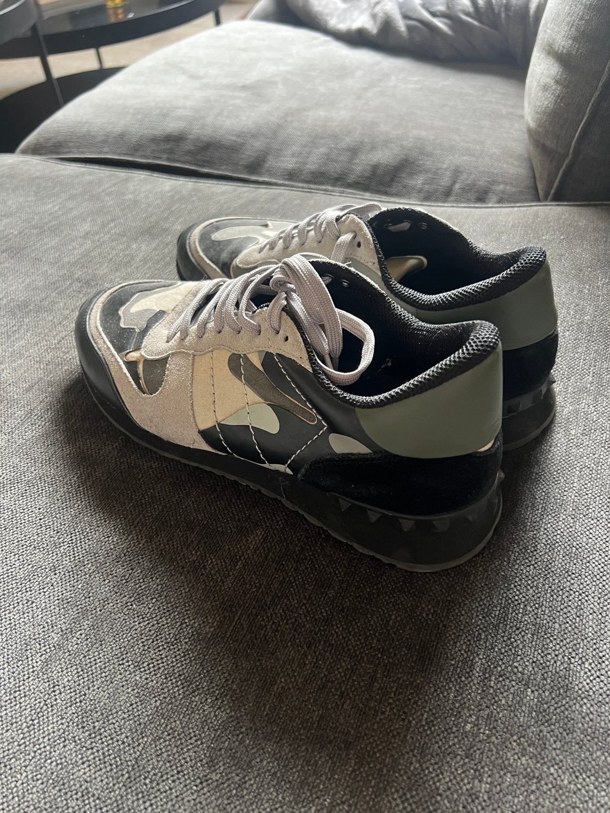 Valentino Garavani Camouflage Sneakers, Ophalen of Verzenden, Gedragen, Overige kleuren, Sneakers of Gympen