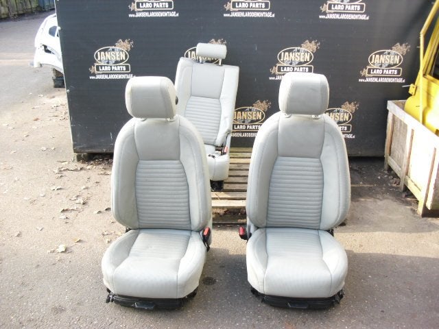 Discovery Sport L550 stoelen set kleur grijs leer Glacier, Auto-onderdelen, Admin@jansenlaroparts.nl, Ophalen of Verzenden, Groenstraat 31B