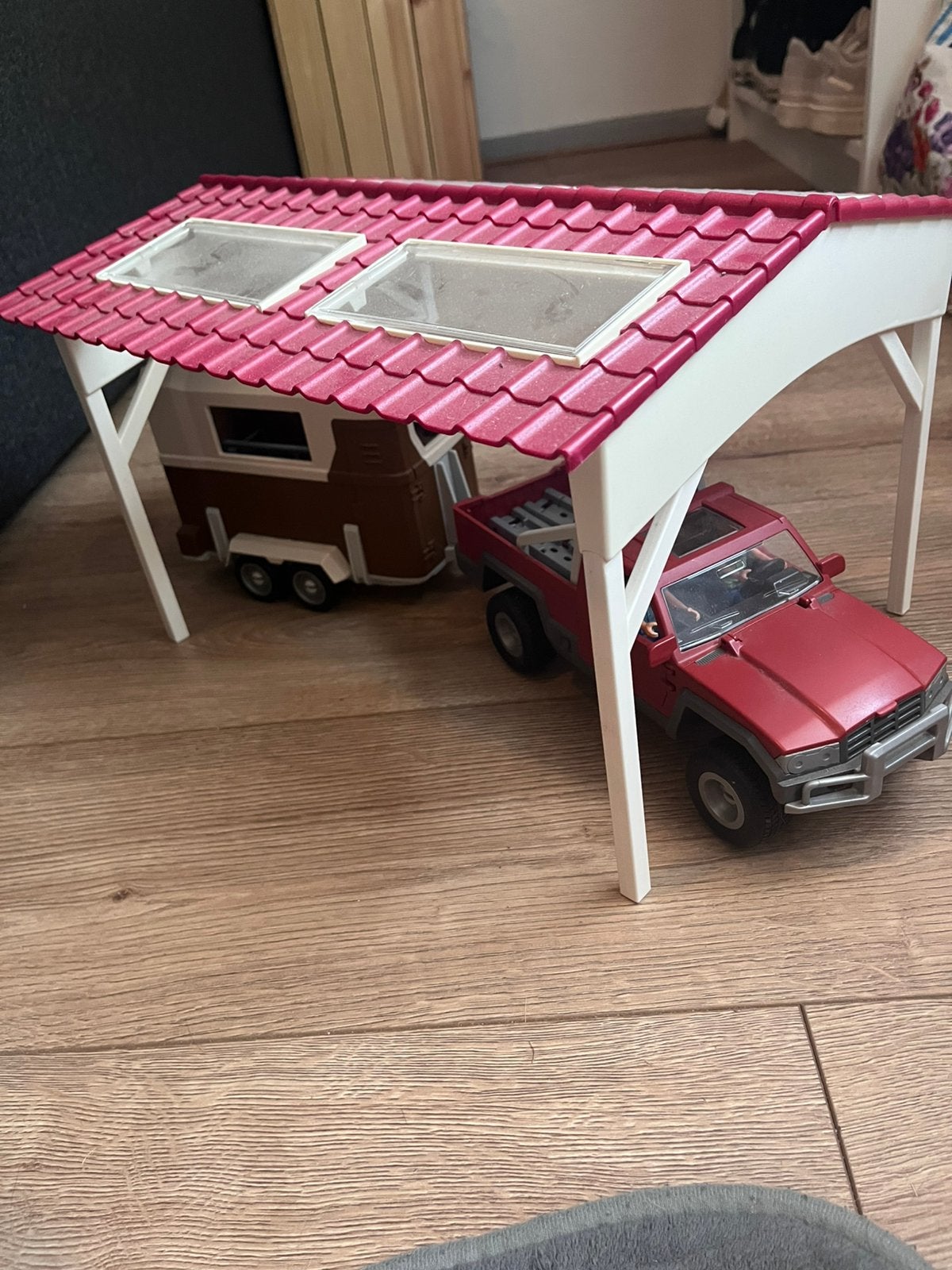 Schleich paardentrailer met overkapping exclusieve, Ophalen, Zo goed als nieuw