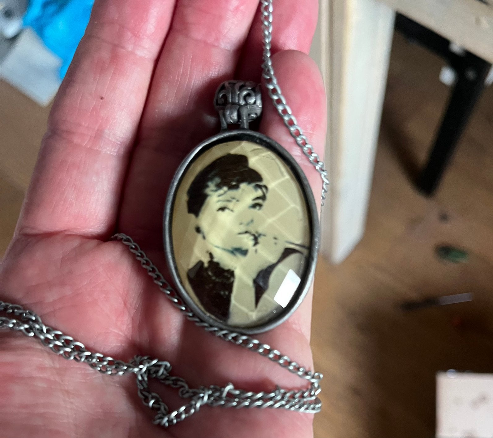 Audrey Hepburn, Ophalen of Verzenden, Zo goed als nieuw, Zilver, Overige materialen