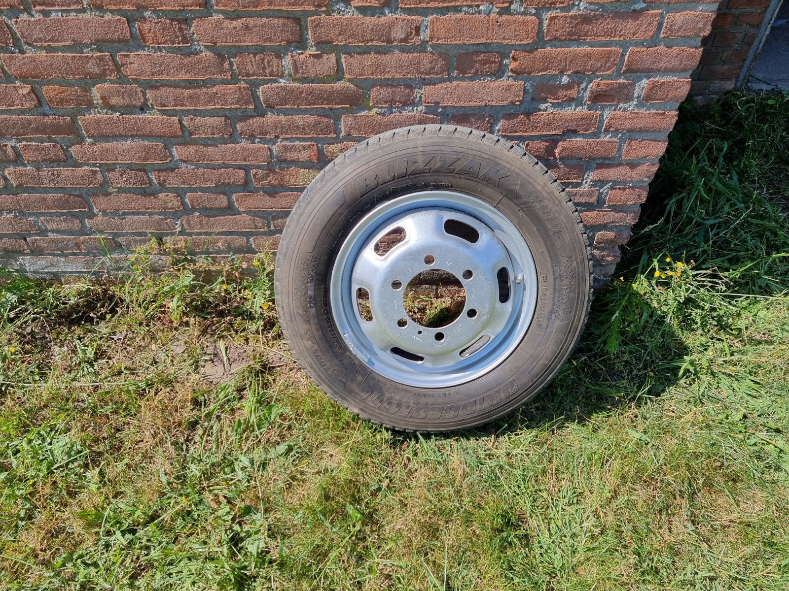 Iveco Daily enkel/dubbel lucht band met 4mm profiel, Ophalen of Verzenden, Gebruikt