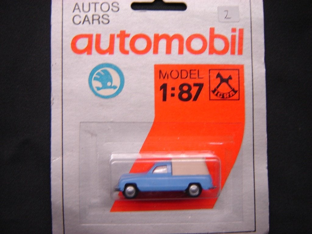 Skoda 1200 Pick-up blauw - Igra 1:87 H0 - NIEUW in blister, Ophalen of Verzenden, Zo goed als nieuw, Auto, Overige merken