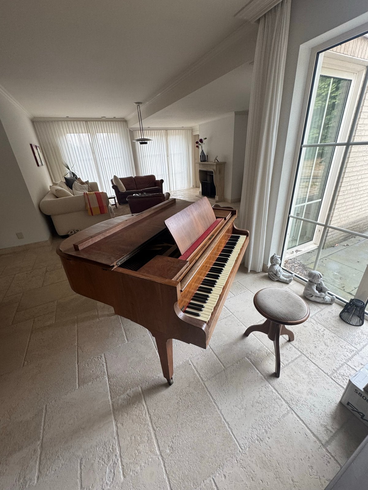 Kemble babyvleugel - 130cm breed - opknapper, Muziek en Instrumenten, Piano's, Ophalen, Gebruikt, Bruin, Vleugel